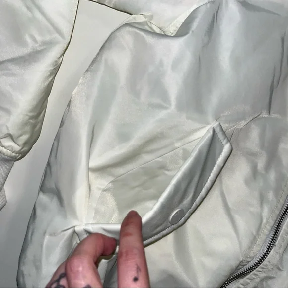 Cream white bomber jacket - Picture 4 of 10